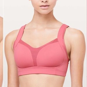 Lululemon‎ pink Ta Ta Tamer bra size 32DD